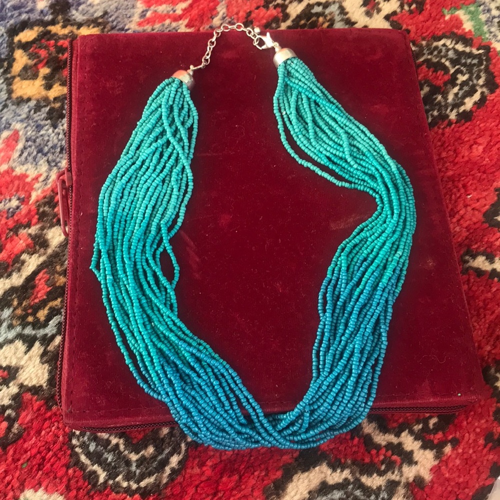 Bead necklace